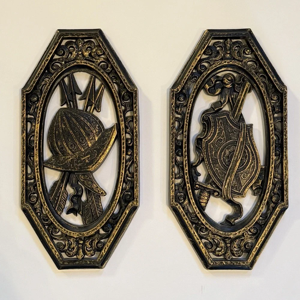 Vintage 70s Homco SYROCO MEDIEVAL COAT OF ARMS 2 Wall Plaques #7104 and #7105